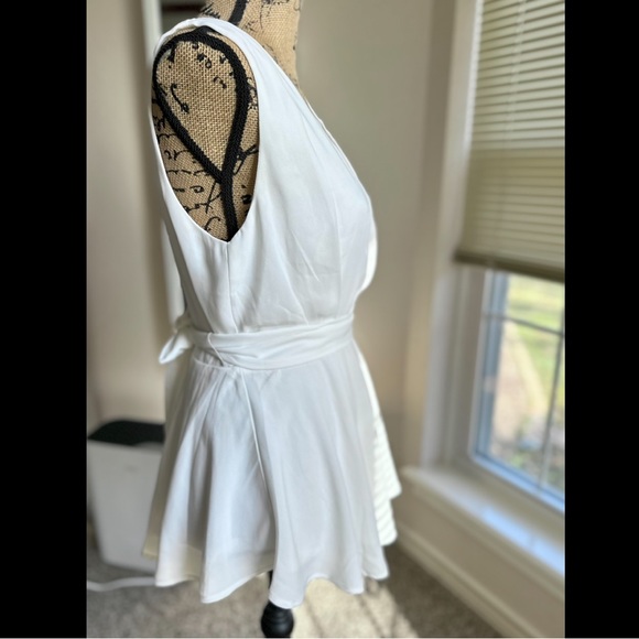 DO+BE White Tie Waist Blouse - Picture 3 of 9